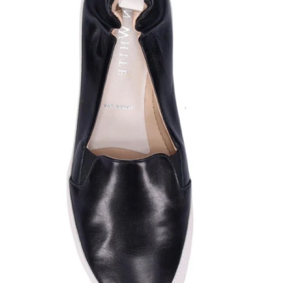 Ron White - Women’s Nell Ultralight Slip-On Black & White Sneaker (37- US 6 1/2) - Picture 6 of 8